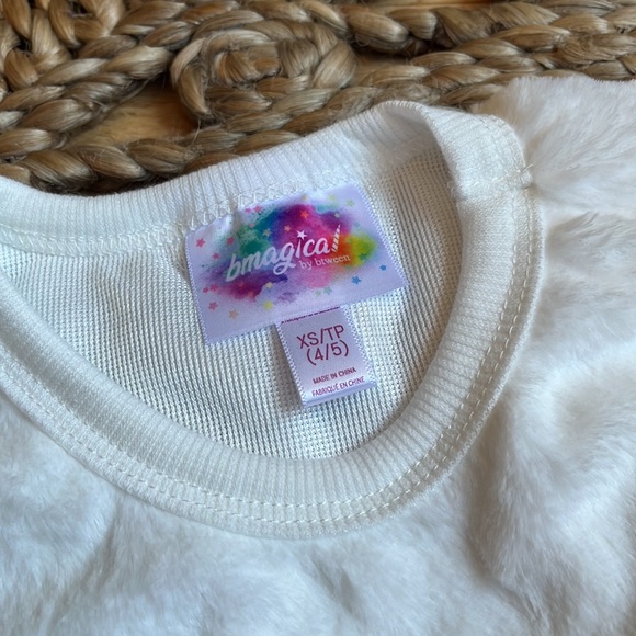 BMAGICAL by btween Fuzzy 2-PC Pajamas XS - Picture 4 of 5